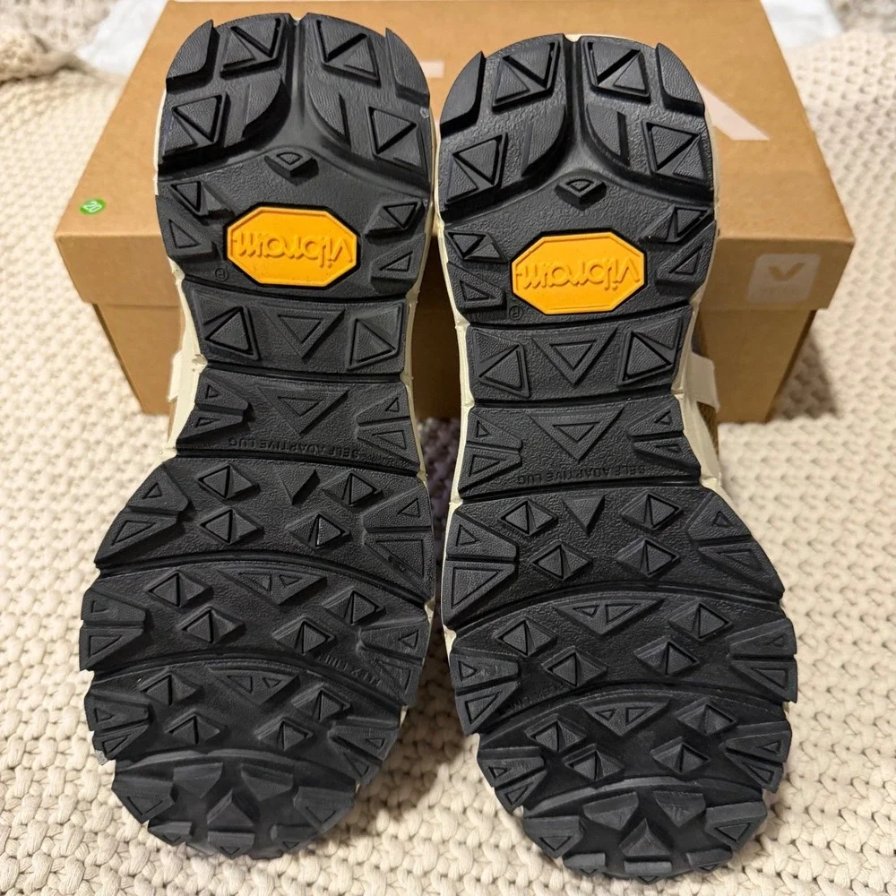 NIB Vejas Dekkan Alveomesh Tent Pierre Purple Vibram Sneakers DC0102625A Wmns 7